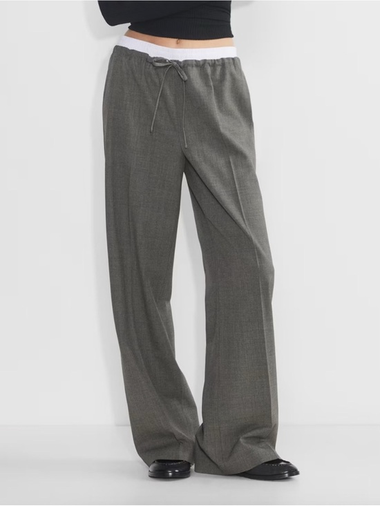 Aritzia Pants - Babaton Equity Pant